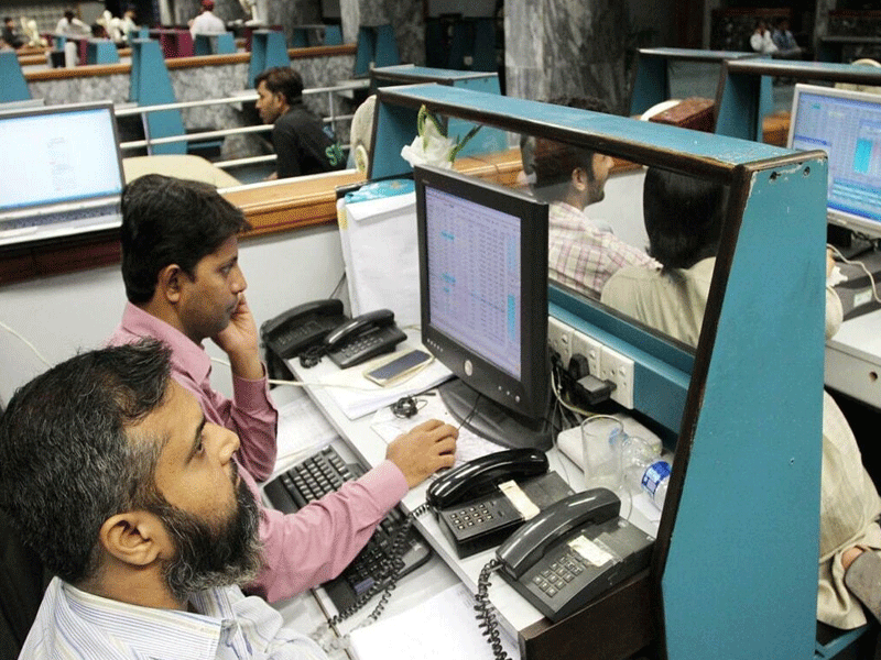 KSE-100 down 202pts amid economic uncertainty KSE-100 down 202pts amid economic uncertainty