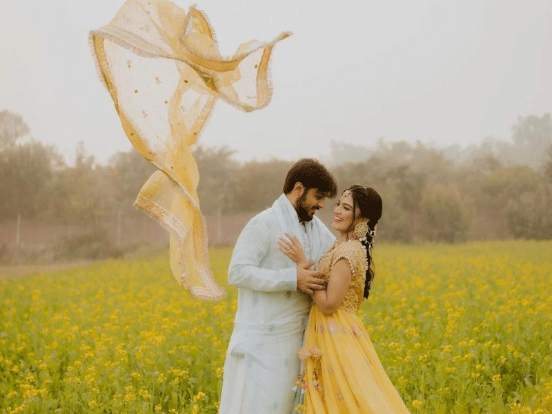 Iqra Kanwal's unique DDLG-Themed HD Mayun photoshoot unveiled Iqra Kanwal's unique DDLG-Themed HD Mayun photoshoot unveiled