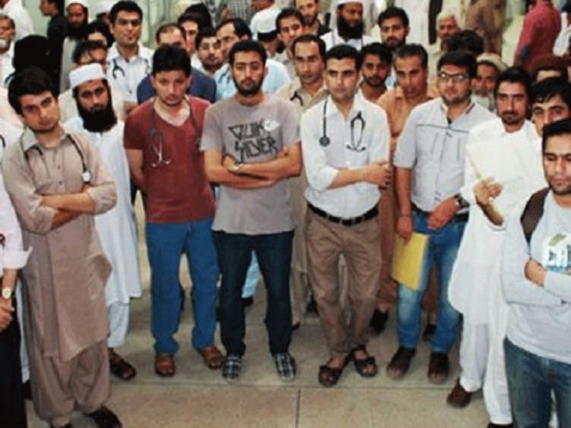 Sindh doctors, paramedics boycott OPDs, demand health risk allowance