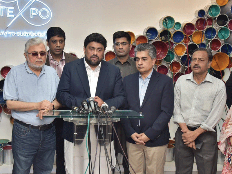 Gov Tessori visits textile exhibition, praises efforts of TDAP Gov Tessori visits textile exhibition, praises efforts of TDAP