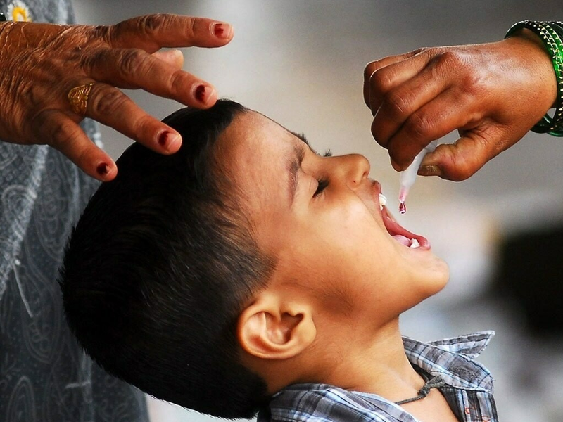 CM Murad launches province wide anti-polio drive CM Murad launches province wide anti-polio drive