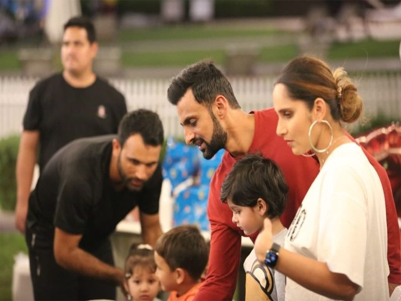 Shoaib, Sania divorce speculations on rise again Shoaib, Sania divorce speculations on rise again