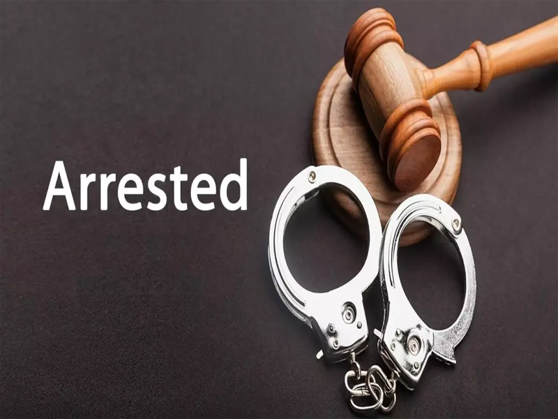 Hyderi Market police nabs two notorious offenders Hyderi Market police nabs two notorious offenders