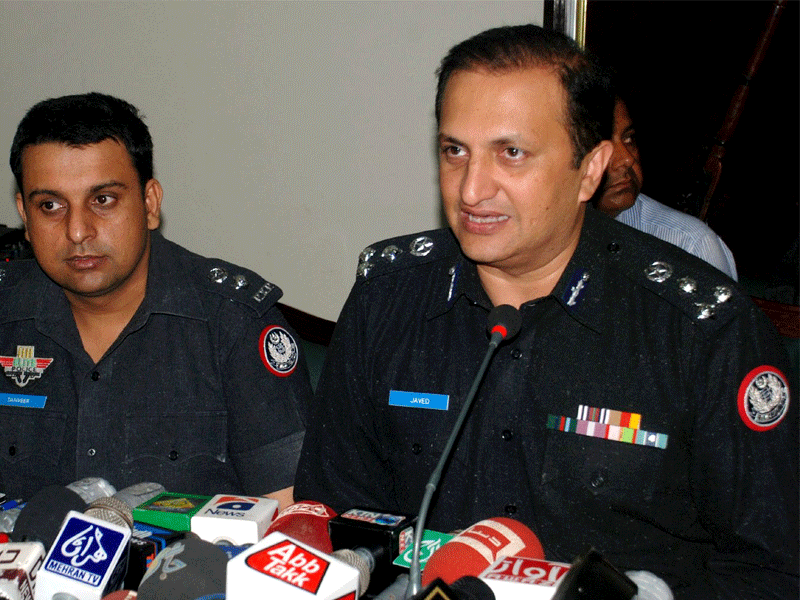 AIG Odho submits 24-hrs crime report to CM Murad AIG Odho submits 24-hrs crime report to CM Murad