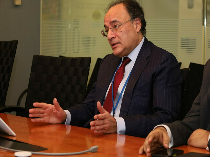 FinMin discusses investment with MIGA delegation