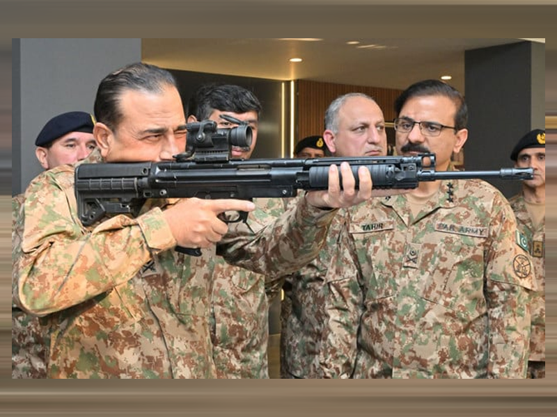COAS stresses need for latest tech in Pakistan's defense