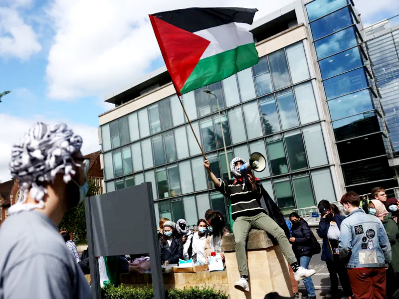 Oxford University students arrested at pro-Palestinian sit-in, protesters say Oxford University students arrested at pro-Palestinian sit-in, protesters say