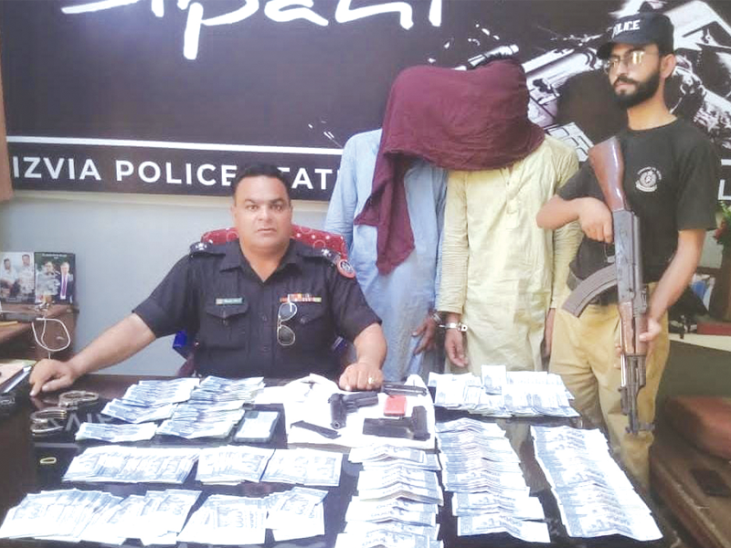 District Central Police nabs bandits, recovers booty, arms District Central Police nabs bandits, recovers booty, arms
