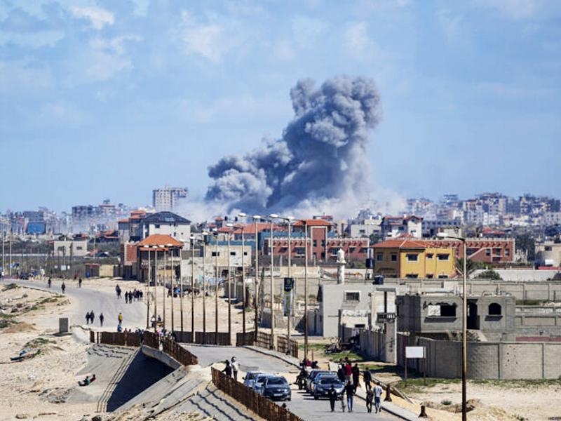 Israel continues air strikes on Gaza, UN Chief calls for ‘maximum restraint’ Israel continues air strikes on Gaza, UN Chief calls for ‘maximum restraint’