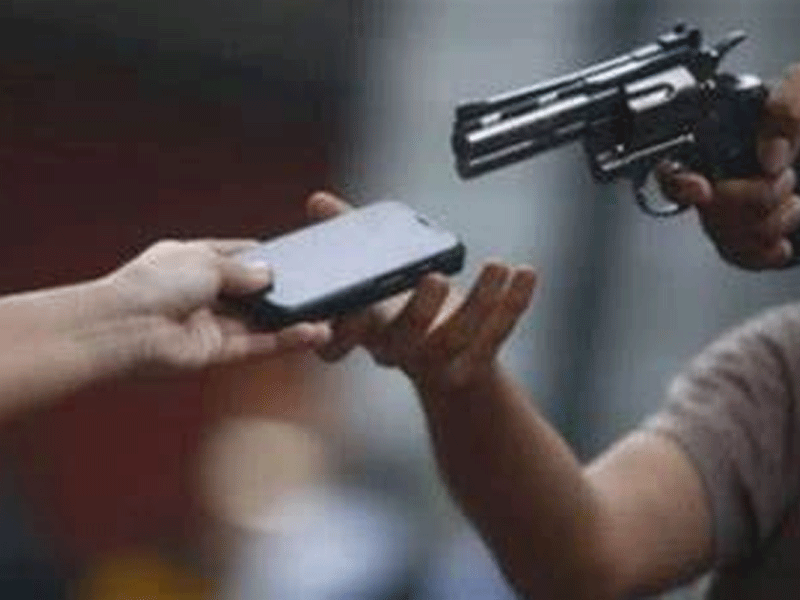 Street crimes increased in Karachi after floods: AIG Odho Street crimes increased in Karachi after floods: AIG Odho