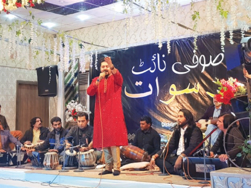 Saboor, Ali attend qawwali night Saboor, Ali attend qawwali night