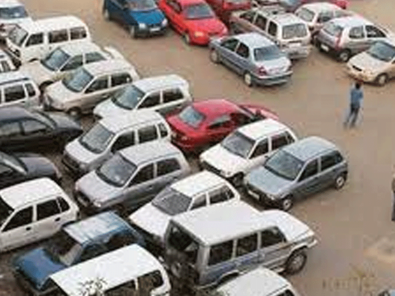 SHC scolds Director charged parking, others SHC scolds Director charged parking, others