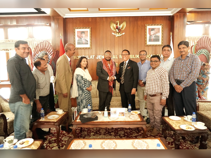 PPEMF delegation discusses matters of mutual interest with Indonesian CG Dr June