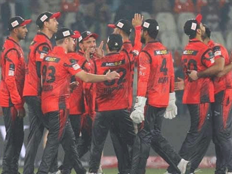PSL-8: Fakhar, pacers power Qalandars to victory over Sultans