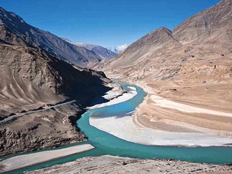 Pakistan, India to appear before neutral expert this month Pakistan, India to appear before neutral expert this month