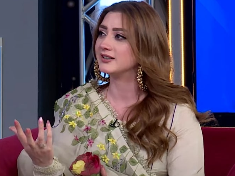 Momina reveals beauty created problems for her Momina reveals beauty created problems for her