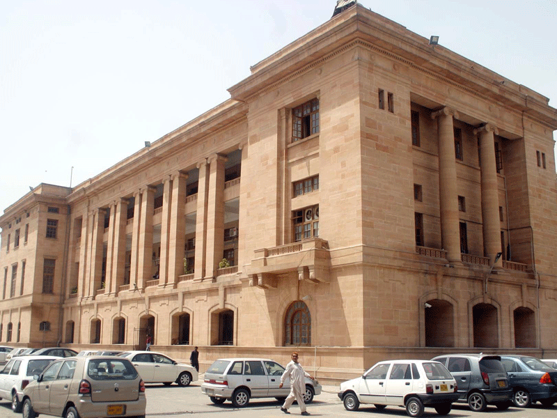 Court warns against encroachment, illegal parking in city Court warns against encroachment, illegal parking in city