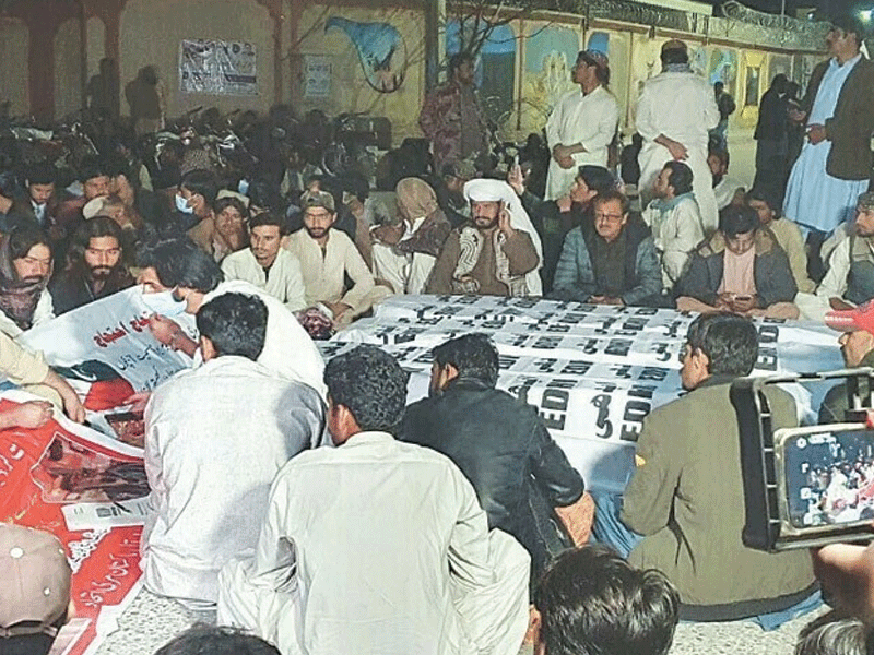 Police raid Khetran’s house as Marri tribesmen stage protest in Quetta Police raid Khetran’s house as Marri tribesmen stage protest in Quetta