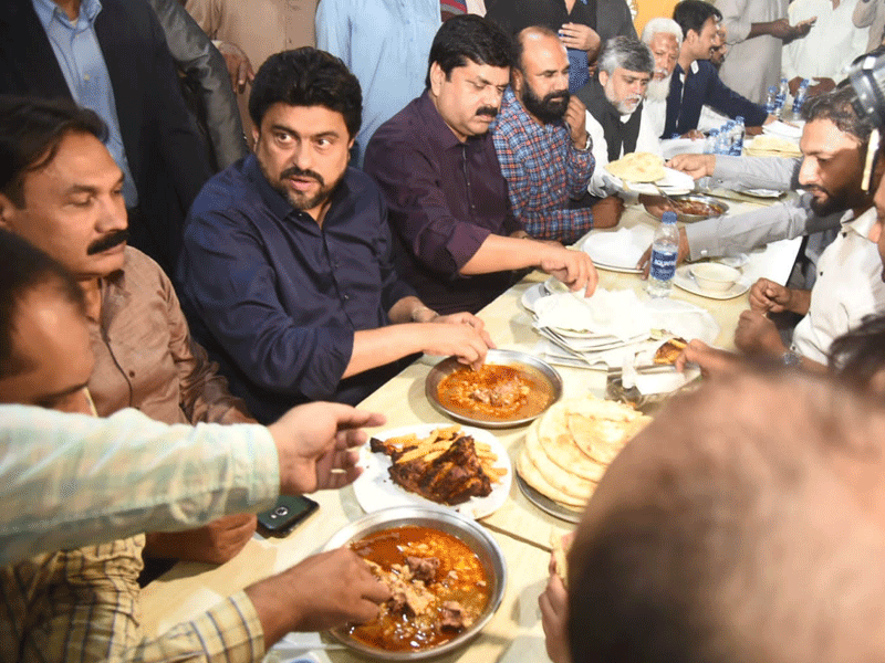 Governor Tessori visits Hussainabad Food Street
