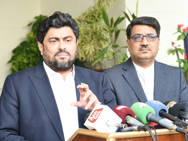 Deadly attack: Sindh Governor expresses condolence with Iran CG Nourain