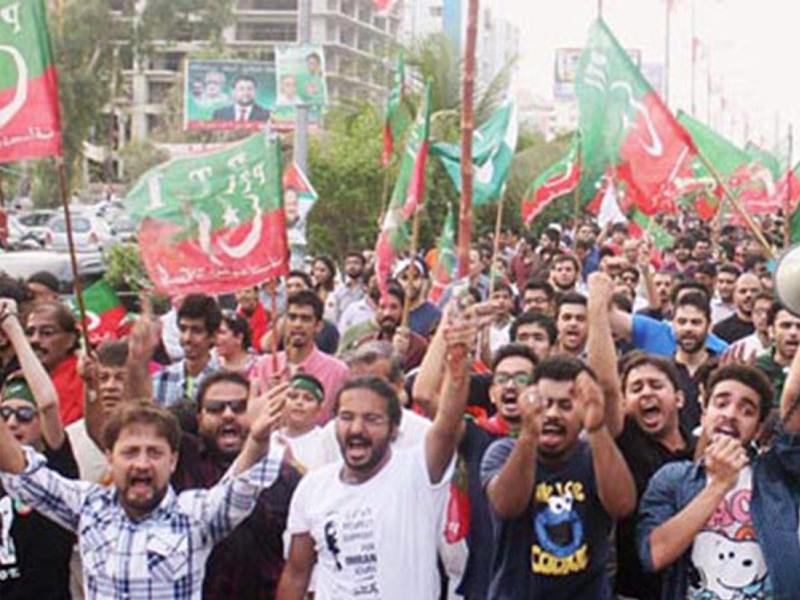 PTI Karachi leadership, hundreds of workers booked over violent protests